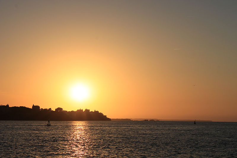 captain-taxi_dinard_couche-soleil