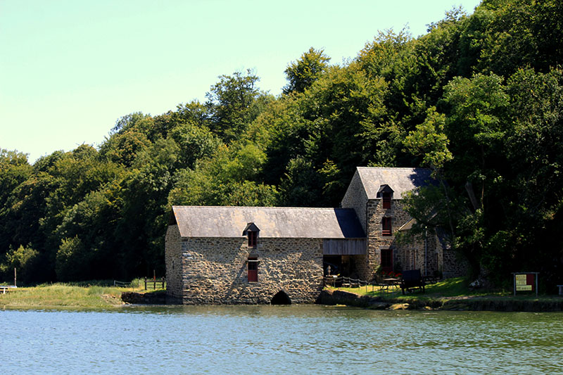 captain-taxi_la-rance_moulin-du-prat